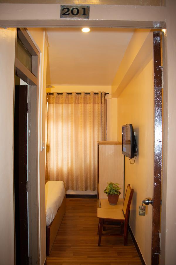 Hotel Lapha Катманду Екстериор снимка